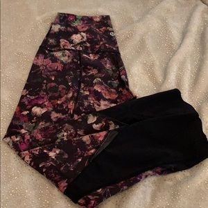 EUC Lululemon Wunder Under crop